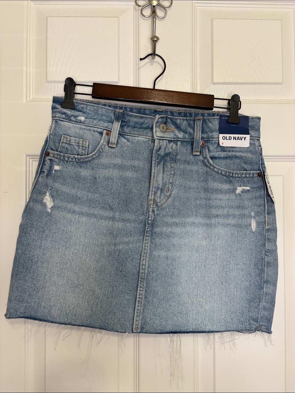 Old Navy Light Blue Distressed Denim Mini Skirt Size 2 NWT